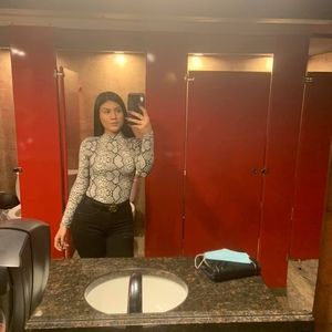 Meet your Posher, Marlyn